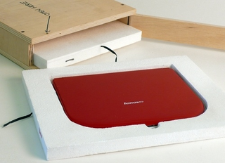 Illustration for article titled Sapper, Stradivarius and Skylight: Designing Lenovo's Smartbook